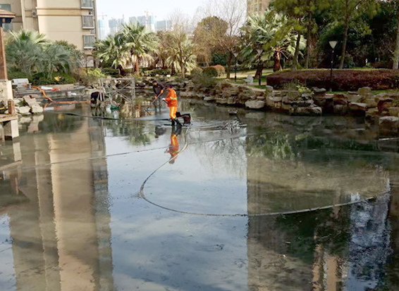 广平景观池淤泥清理